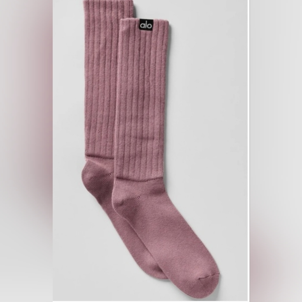 ALO Yoga Pink Quartz Ribbed Women's Socks